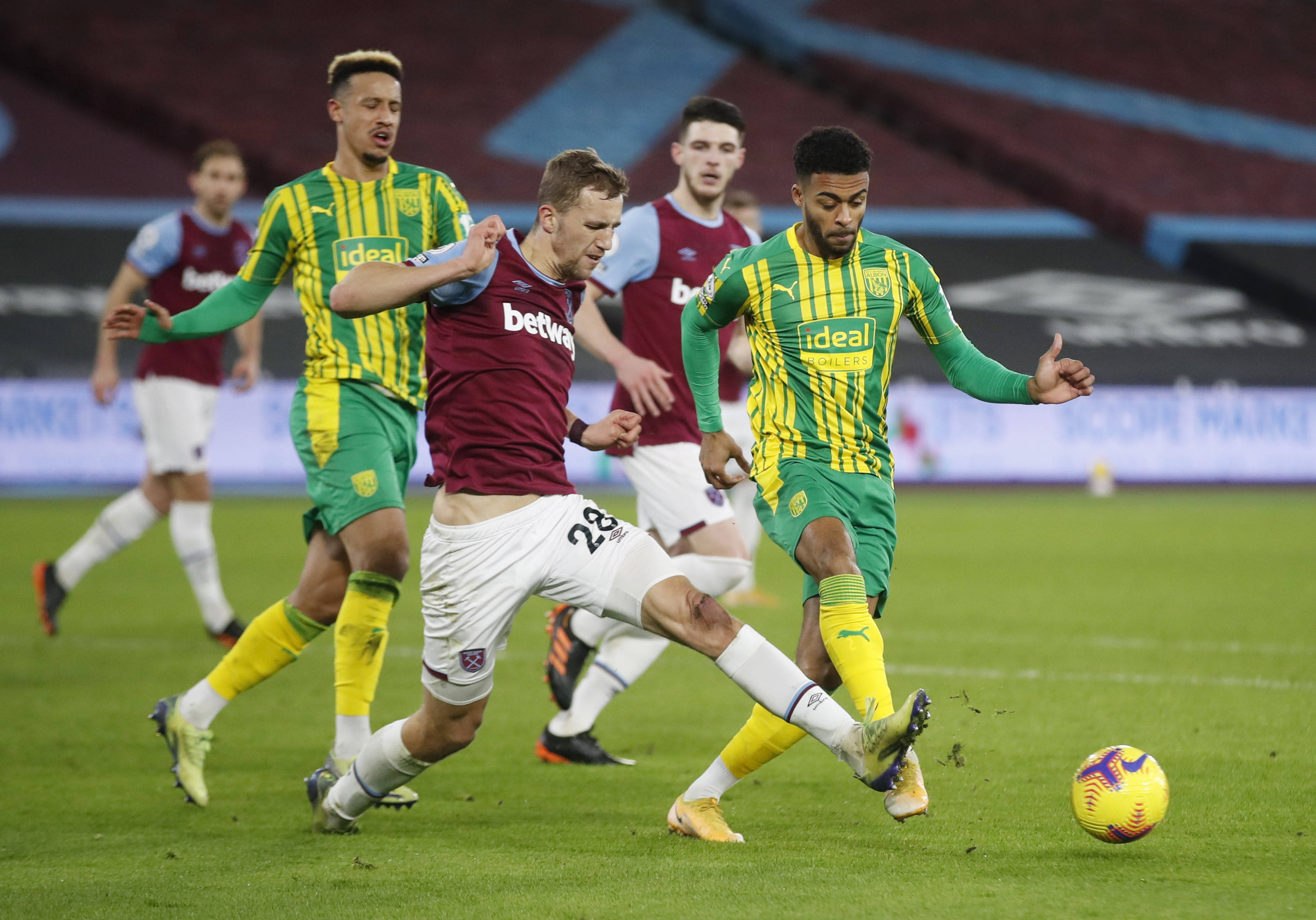 脱颖而出 脱颖而出